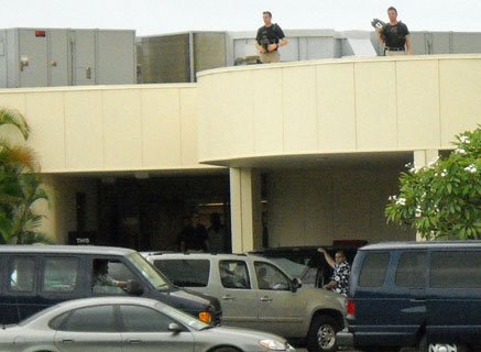 Obama leaving bowling alley in Hawaii
