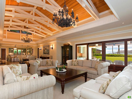 Winter White House living room