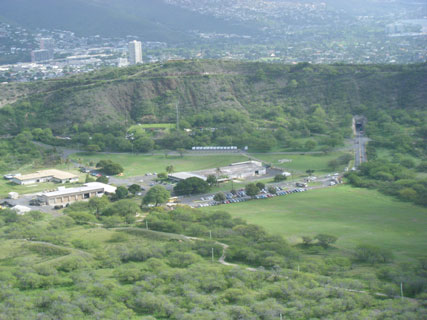 Diamond Head entrance and parking