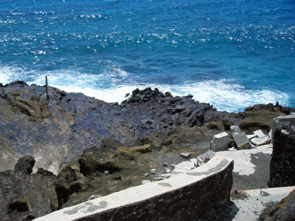 Halona Blowhole 